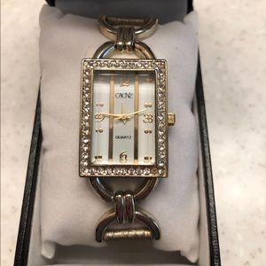 Brand new women’s watch